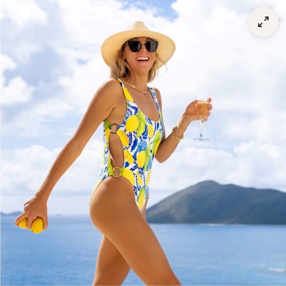 NWT Kenny Flowers Swim One Piece Gold Ring Swimsuit Lemon Print Size M/L